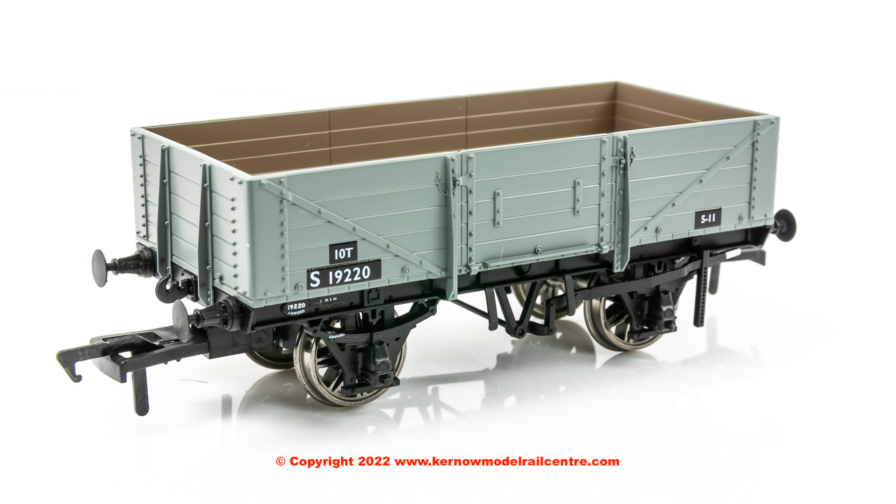906008 Rapido D1347 5 Plank Open Wagon - BR Grey number S19220